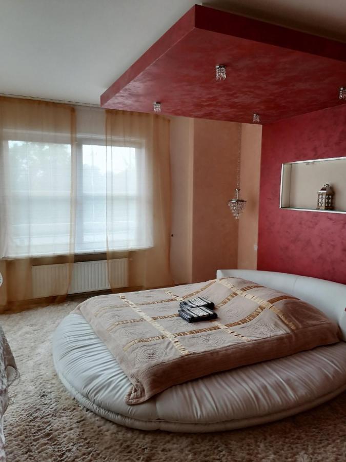 شقة وارسو  في Apartament D-5 المظهر الخارجي الصورة