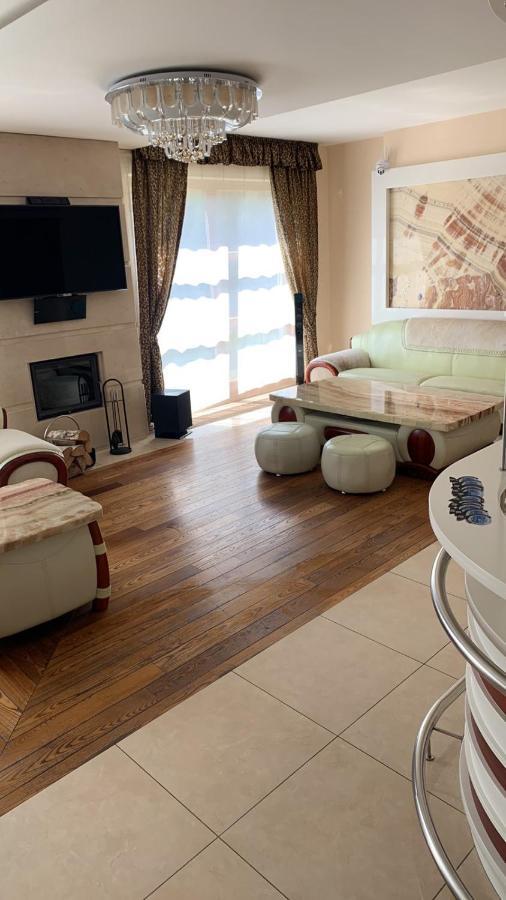 شقة وارسو  في Apartament D-5 المظهر الخارجي الصورة